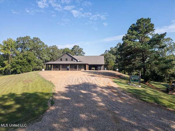 27 Acres of Recreational Land with Home for Sale in Woodville, Mississippi