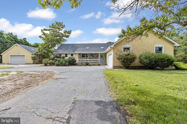 1.53 Acres of Residential Land with Home for Sale in Milton, Delaware