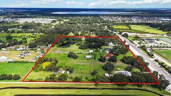 5 Acres of Residential Land for Sale in Kissimmee, Florida