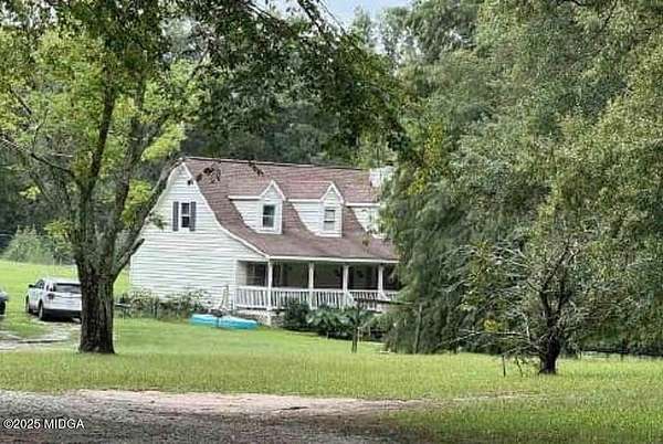4.22 Acres of Residential Land with Home for Sale in Eatonton, Georgia