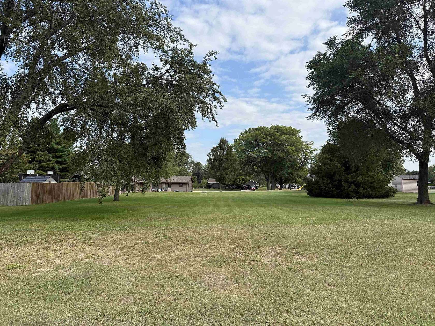 0.35 Acres of Residential Land for Sale in Machesney Park, Illinois