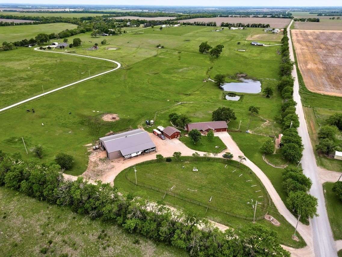 17.3 Acres of Land with Home for Sale in Winfield, Kansas