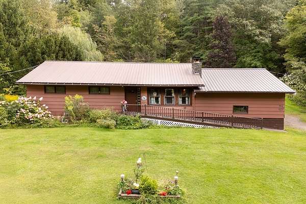 2.49 Acres of Residential Land with Home for Sale in Unadilla, New York