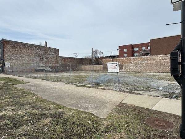 0.24 Acres of Land for Sale in Chicago, Illinois