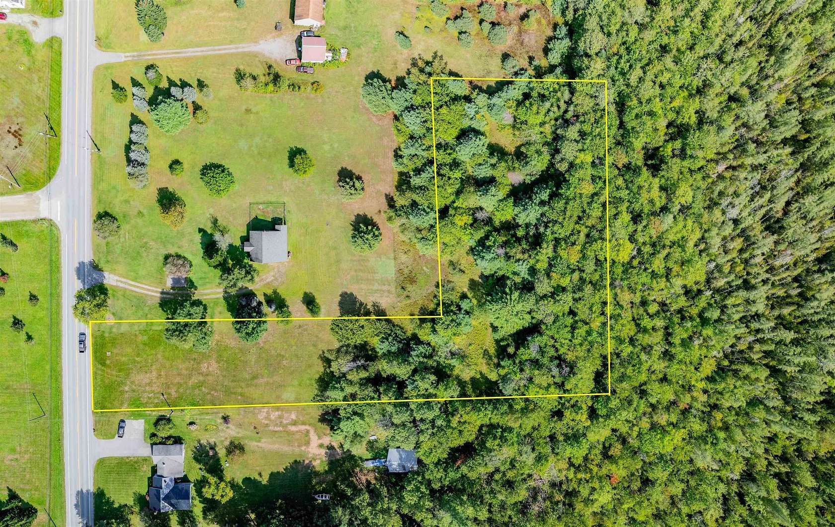 2 Acres of Residential Land for Sale in Morristown, Vermont