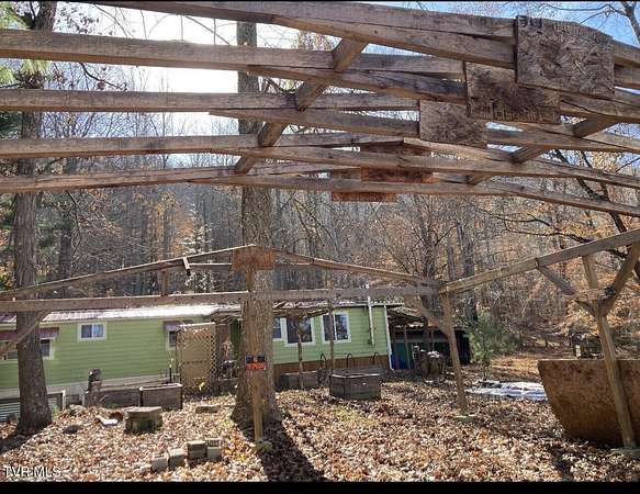 41.3 Acres of Land with Home for Sale in Eidson, Tennessee