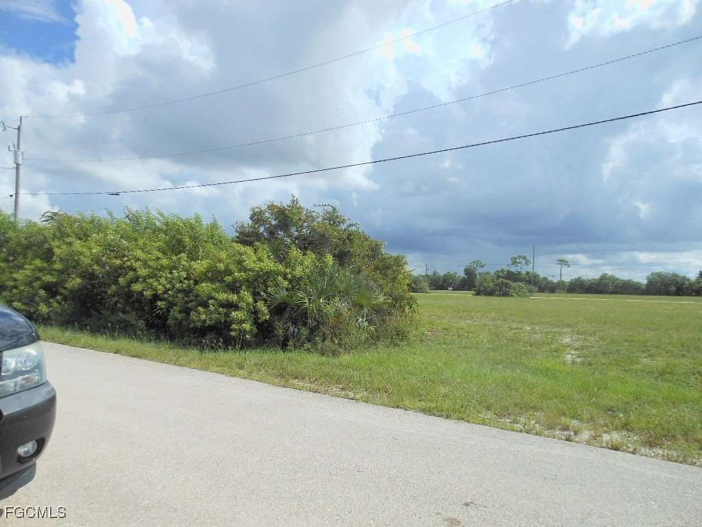 0.23 Acres of Mixed-Use Land for Sale in Cape Coral, Florida