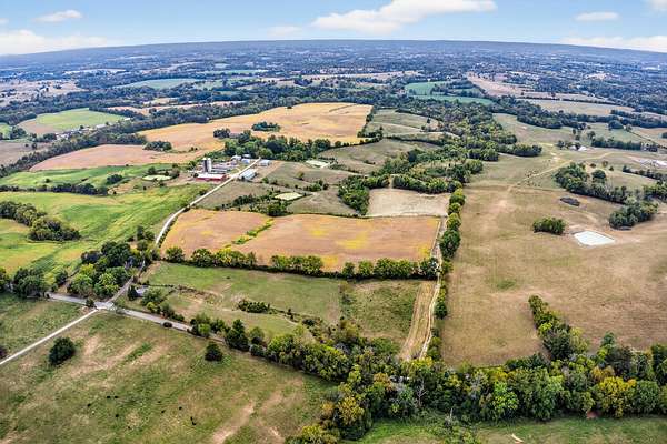70.7 Acres of Land for Sale in Stanford, Kentucky