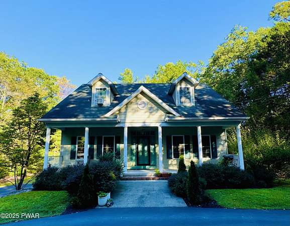 1.65 Acres of Residential Land with Home for Sale in Hawley, Pennsylvania