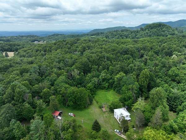 26.3 Acres of Land for Sale in Copper Hill, Virginia