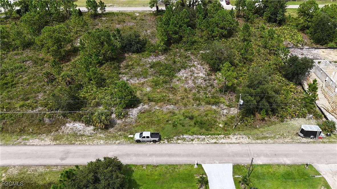 0.25 Acres of Land for Sale in Lehigh Acres, Florida