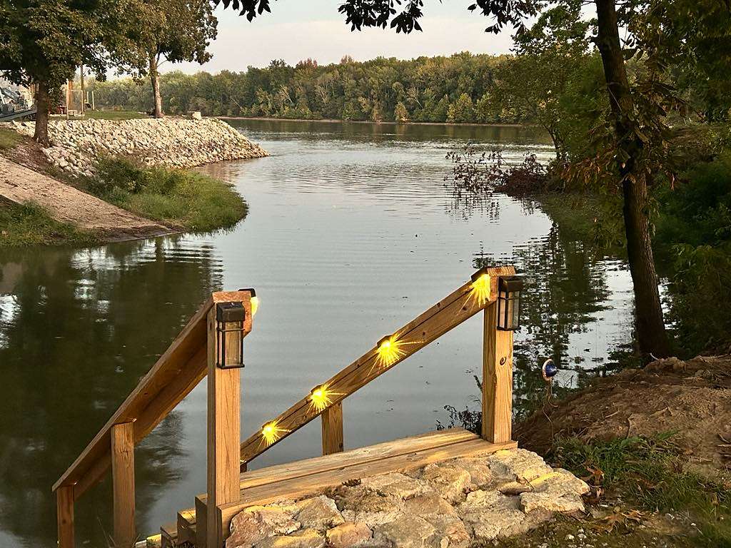 0.34 Acres of Residential Land for Sale in Clifton, Tennessee