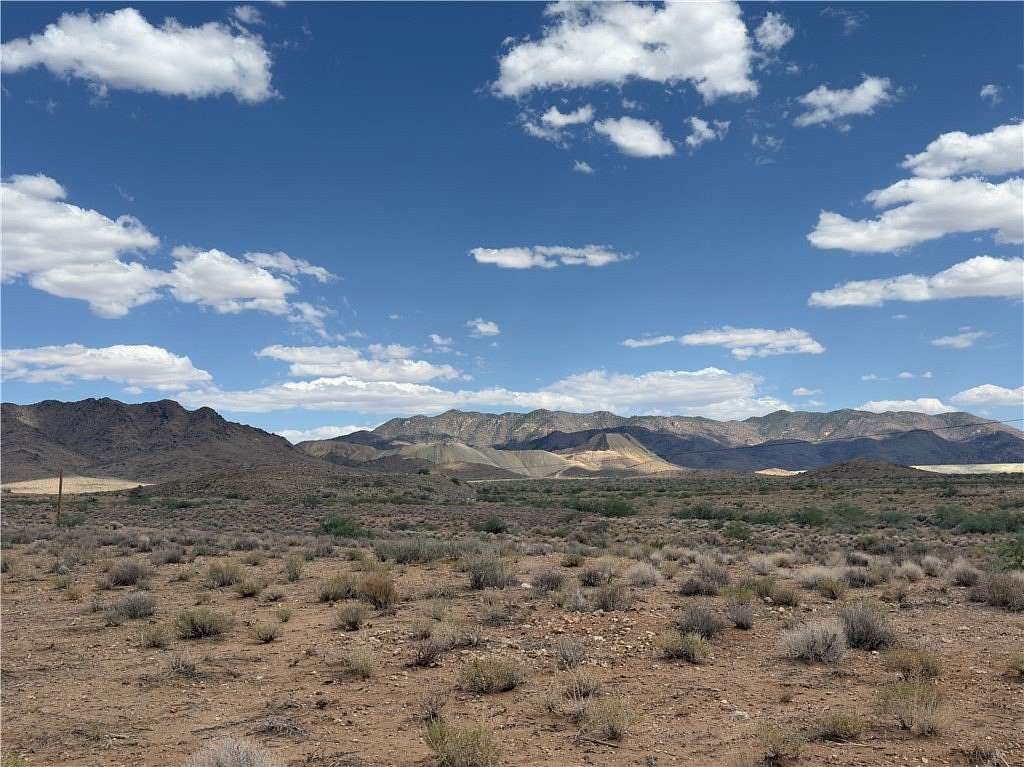 40 Acres of Agricultural Land for Sale in Golden Valley, Arizona
