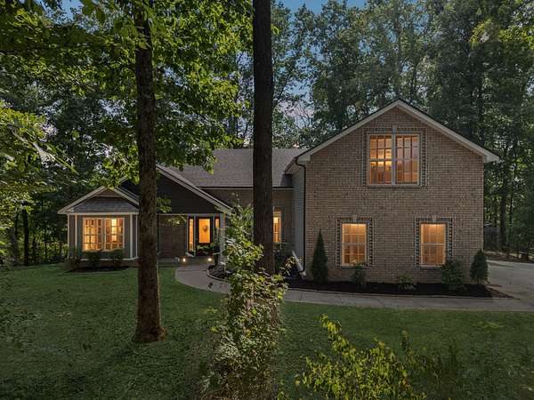 15.9 Acres of Land with Home for Sale in Clarksville, Tennessee