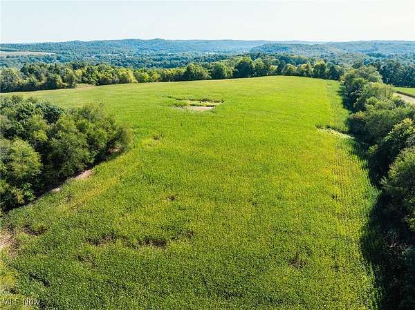 9.5 Acres of Land for Auction in Howard, Ohio