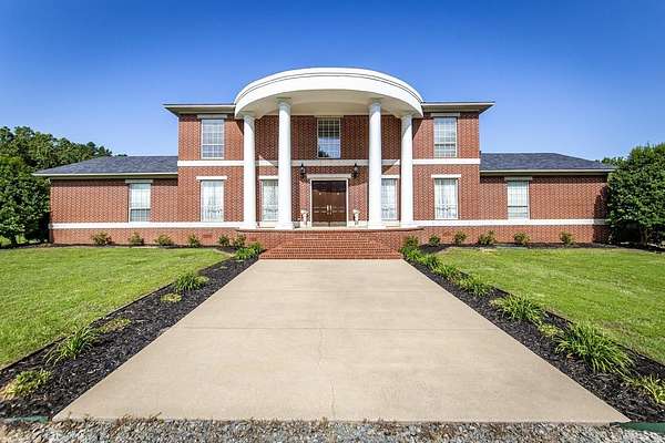 3.79 Acres of Residential Land with Home for Sale in Austin, Arkansas