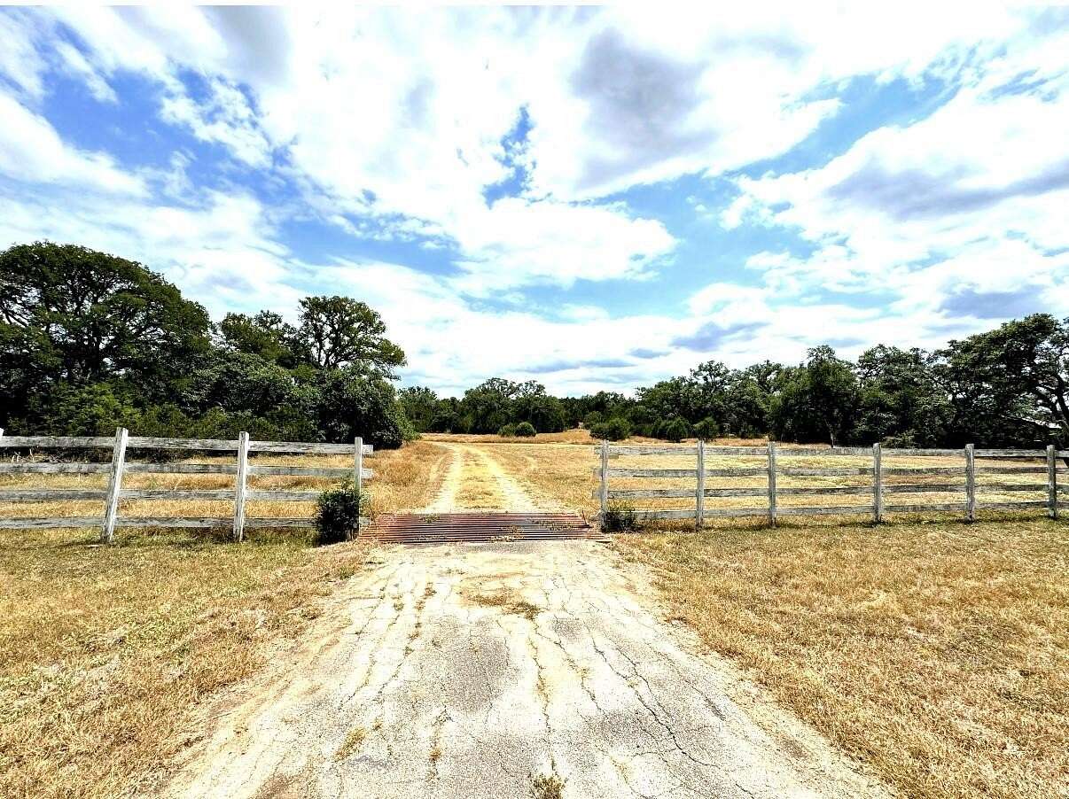115 Acres of Land with Home for Sale in Spring Branch, Texas