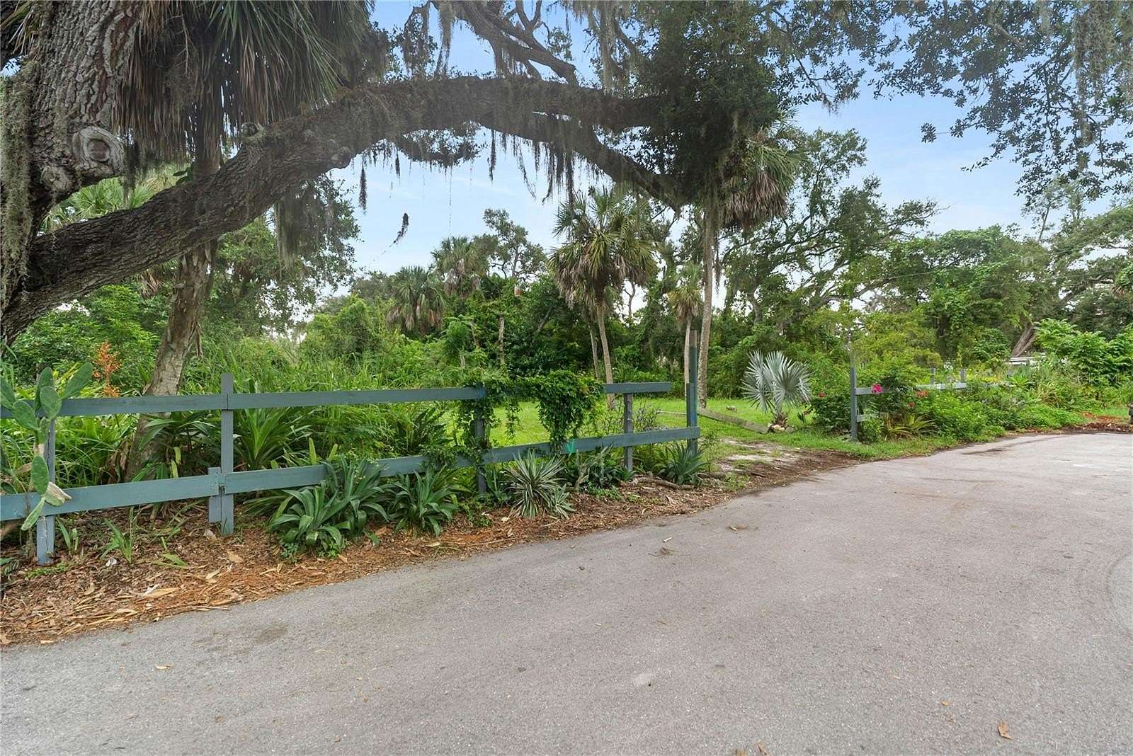 0.28 Acres of Residential Land for Sale in Sarasota, Florida