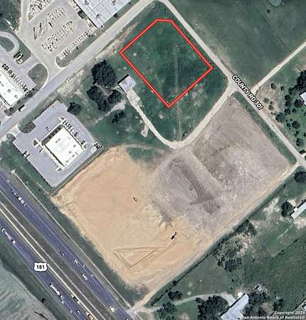 1.18 Acres of Commercial Land for Sale in Floresville, Texas
