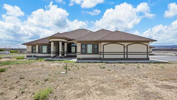 7.29 Acres of Residential Land with Home for Sale in Whitewater, Colorado