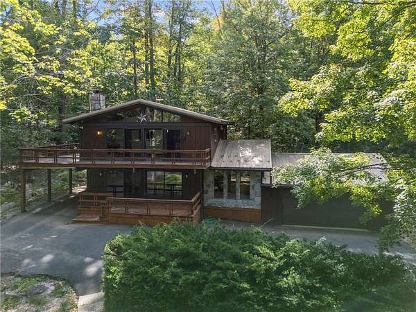 2 Acres of Residential Land with Home for Sale in Bullskin Township, Pennsylvania