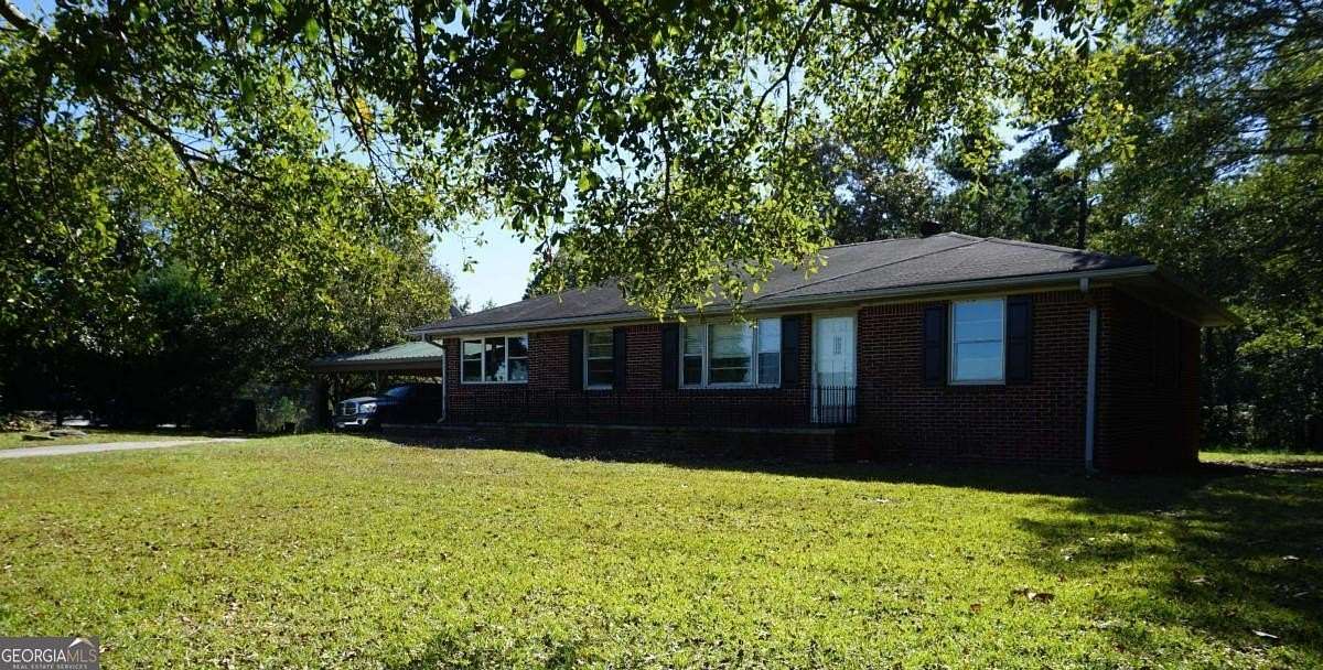 4.46 Acres of Improved Commercial Land for Sale in Winder, Georgia