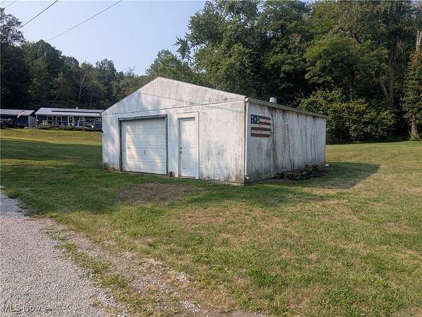 0.26 Acres of Residential Land for Auction in Uhrichsville, Ohio