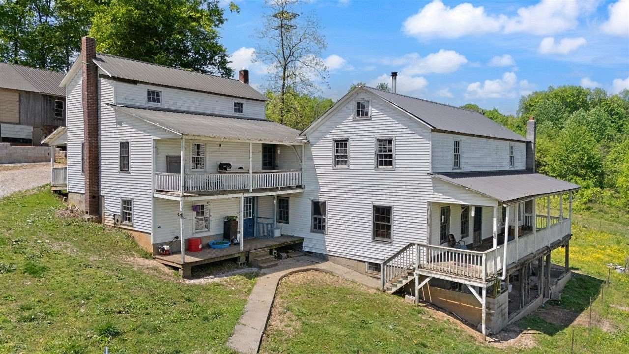 15 Acres of Land with Home for Sale in Glasgow, Kentucky