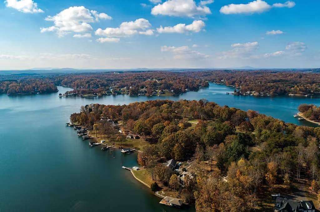 2.1 Acres of Residential Land for Sale in Moneta, Virginia