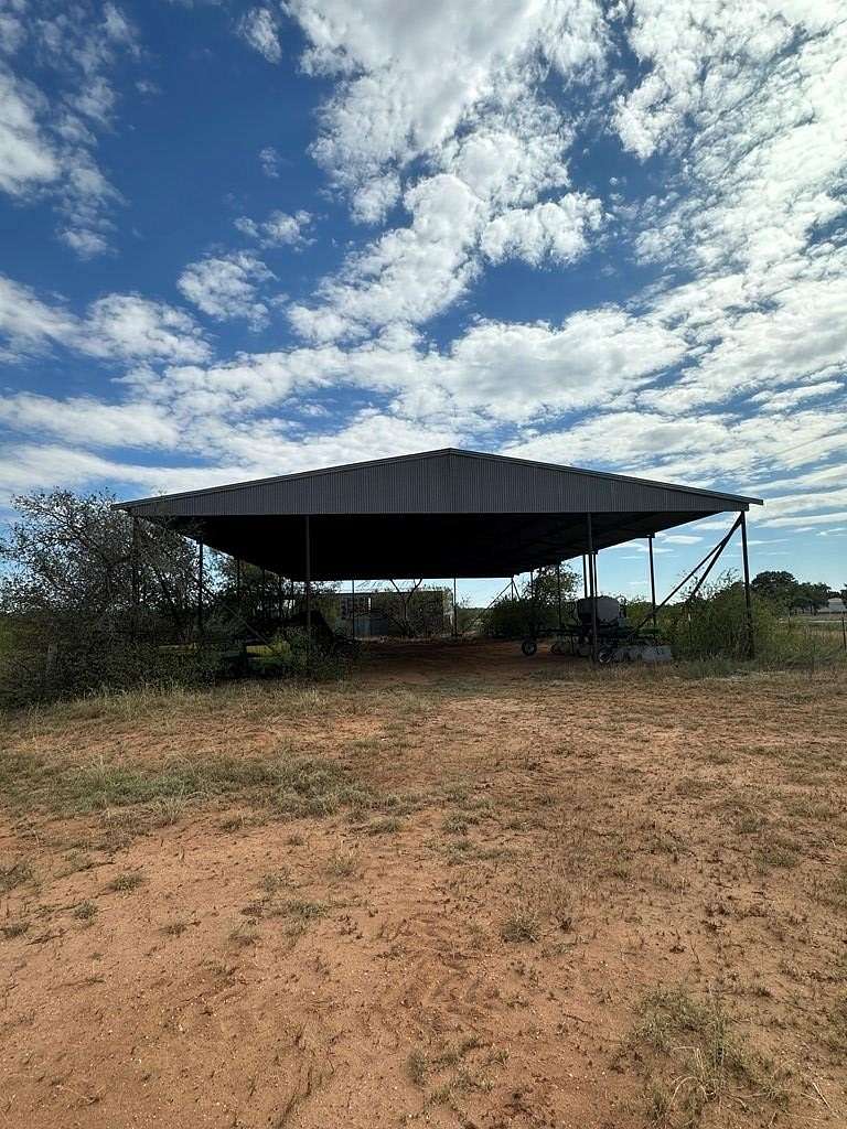 90 Acres of Land for Sale in Snyder, Texas