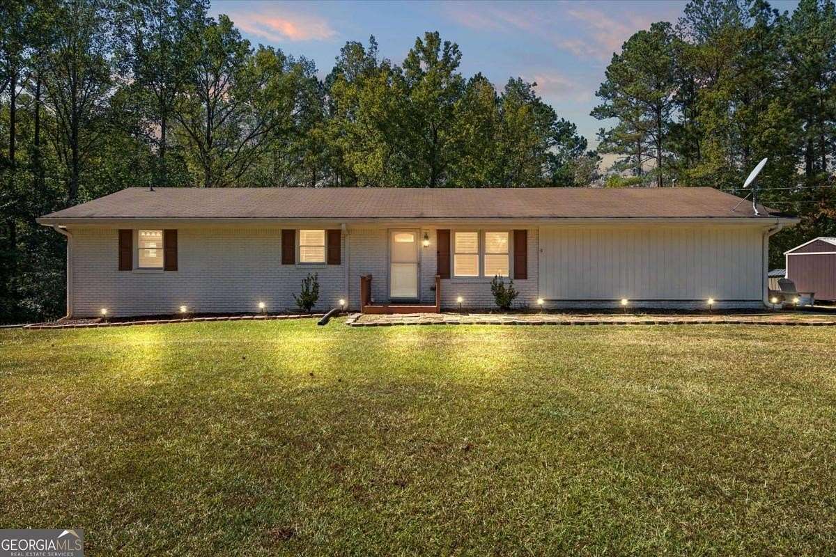 3.1 Acres of Residential Land with Home for Sale in Carrollton, Georgia