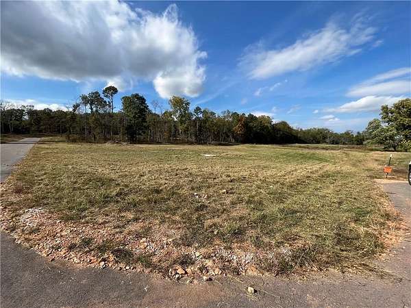 3.87 Acres of Recreational Land for Sale in Bentonville, Arkansas