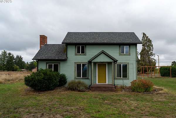 2 Acres of Residential Land with Home for Sale in McMinnville, Oregon