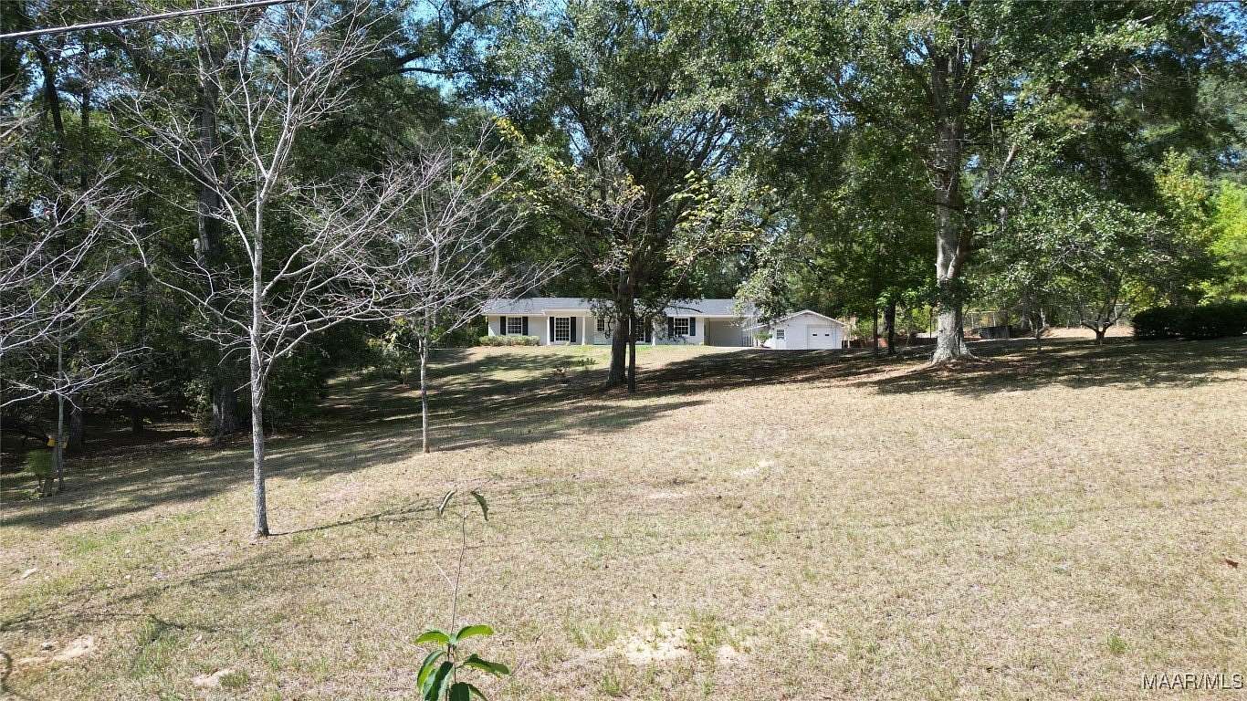 2 Acres of Residential Land with Home for Sale in Wetumpka, Alabama