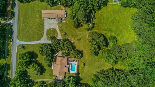 19 Acres of Land with Home for Sale in Cleveland, Tennessee