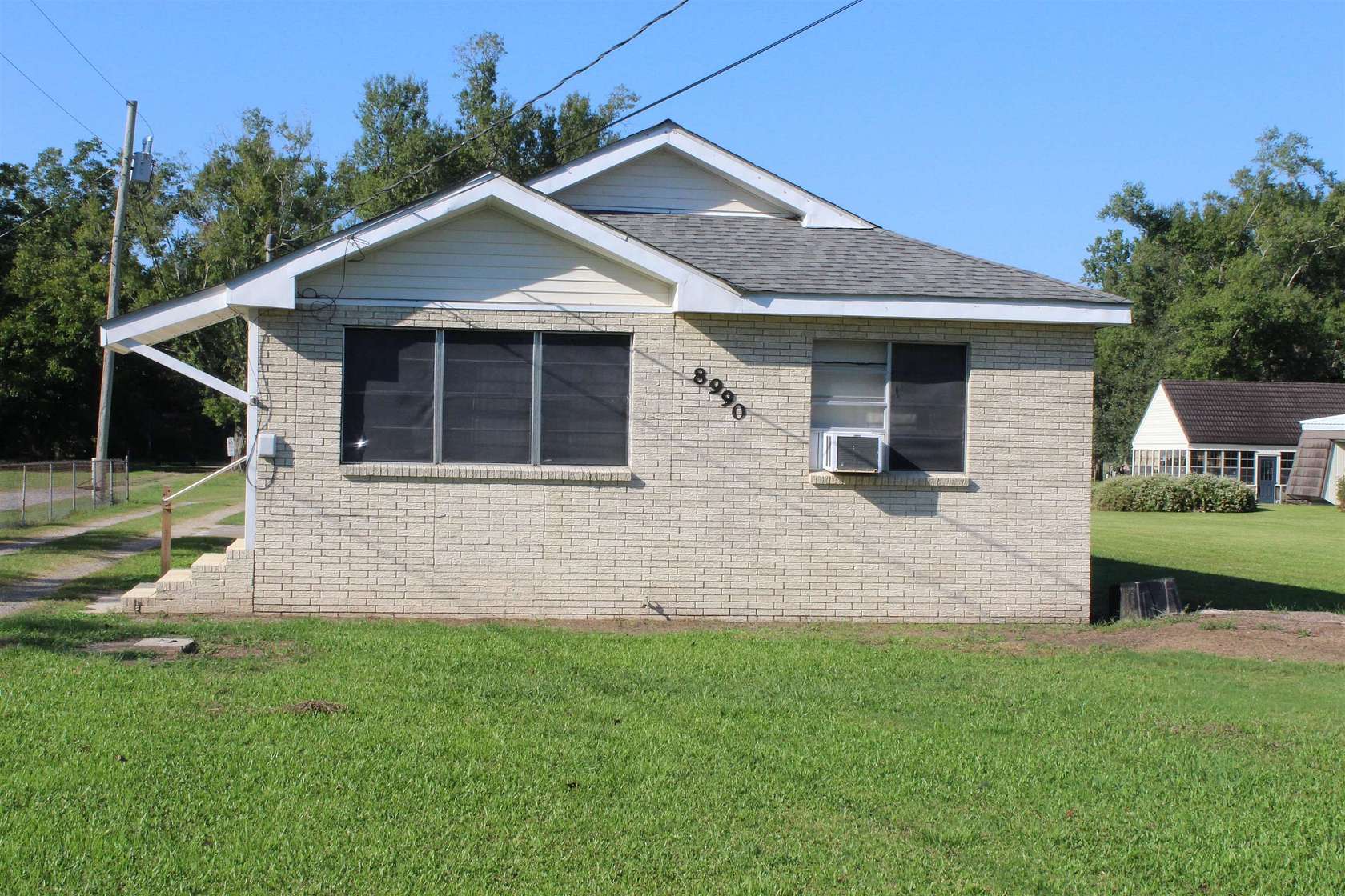 9.34 Acres of Residential Land with Home for Sale in Lockport, Louisiana