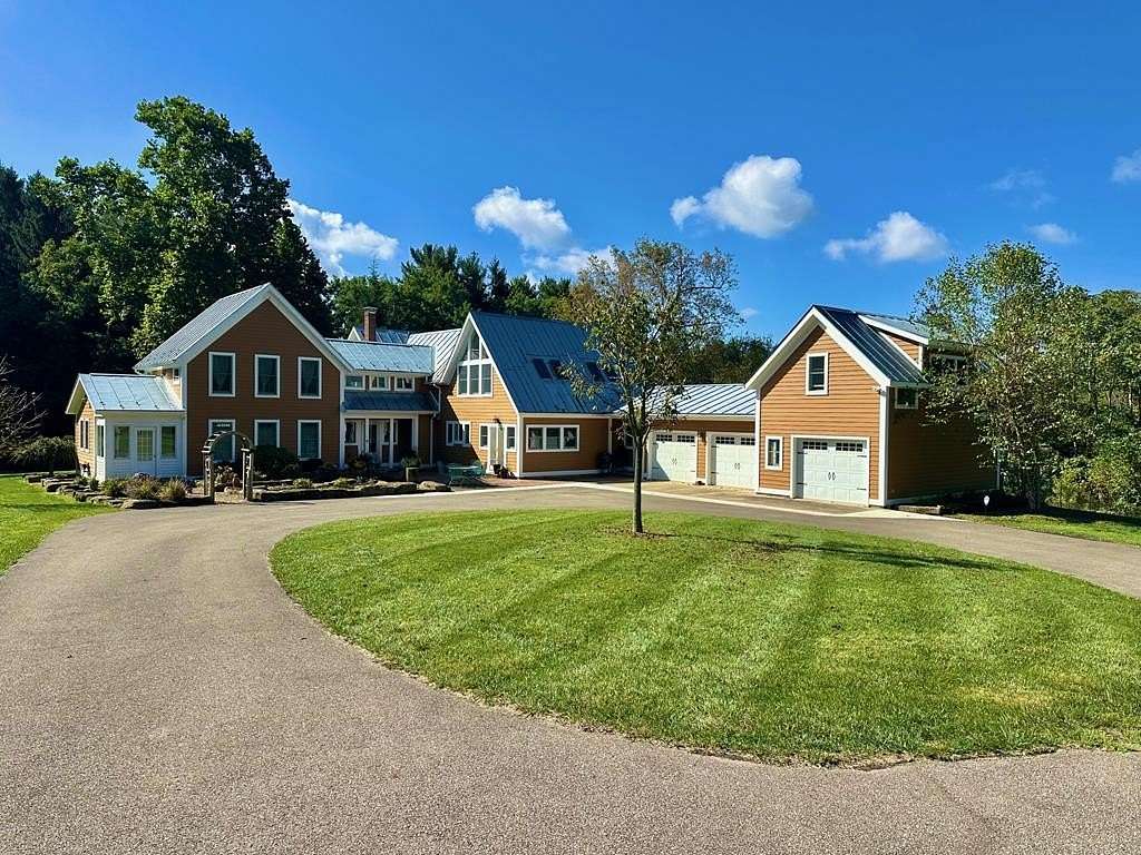 8.49 Acres of Residential Land with Home for Sale in Mansfield, Ohio