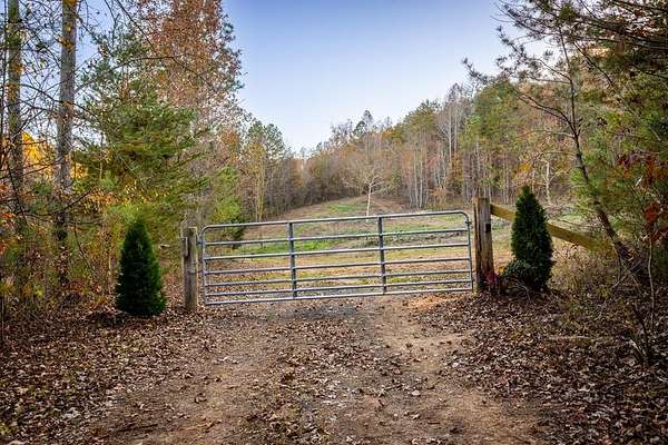48.2 Acres of Recreational Land for Sale in Ringgold, Georgia