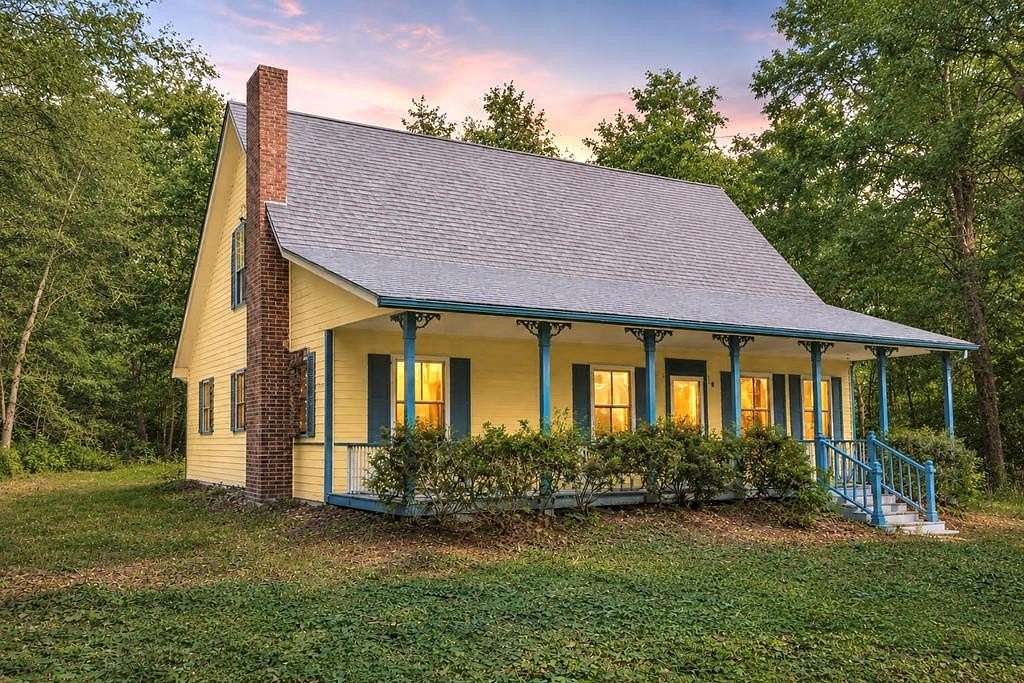 20.2 Acres of Recreational Land with Home for Sale in Palestine, Texas