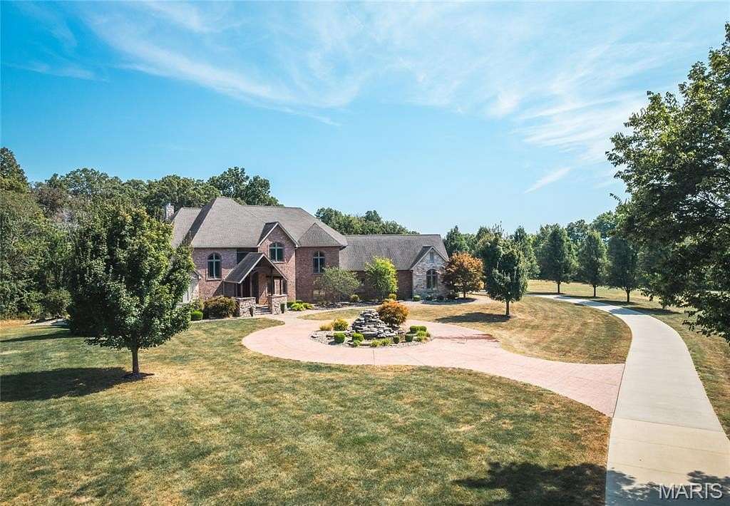 20 Acres of Land with Home for Sale in Brighton, Illinois