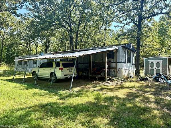 20 Acres of Land with Home for Sale in Sallisaw, Oklahoma