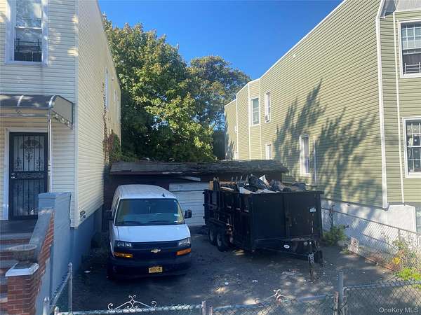 0.06 Acres of Land for Sale in Bronx, New York