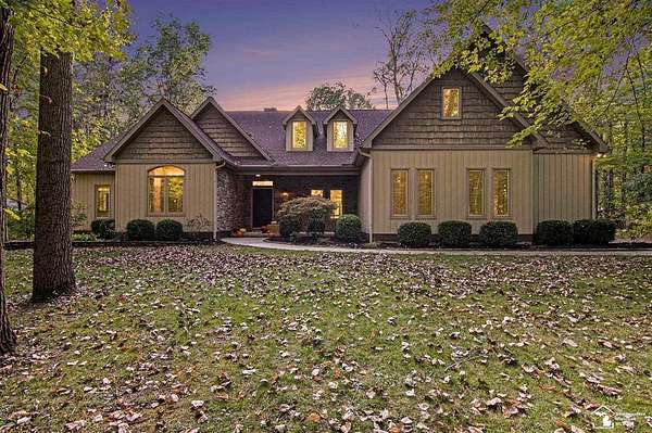 5.18 Acres of Residential Land with Home for Sale in Petersburg, Michigan