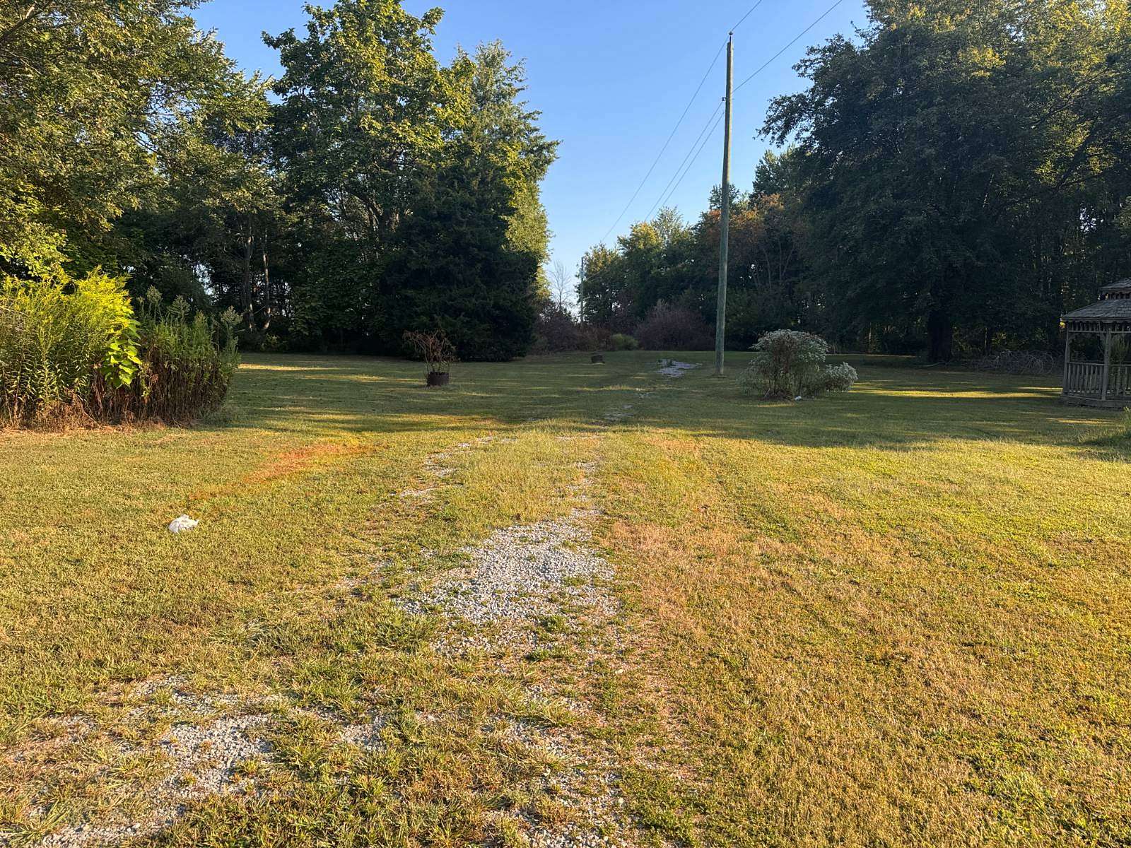 3.46 Acres of Residential Land for Sale in Eldorado, Illinois