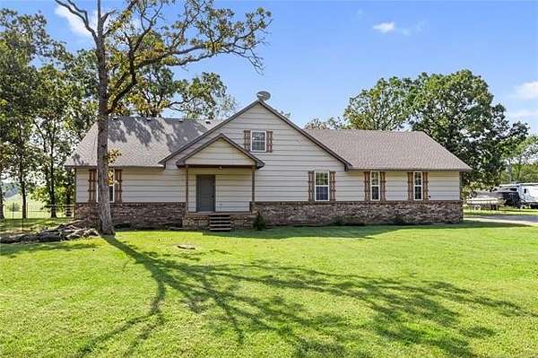 5.14 Acres of Residential Land with Home for Sale in Claremore, Oklahoma