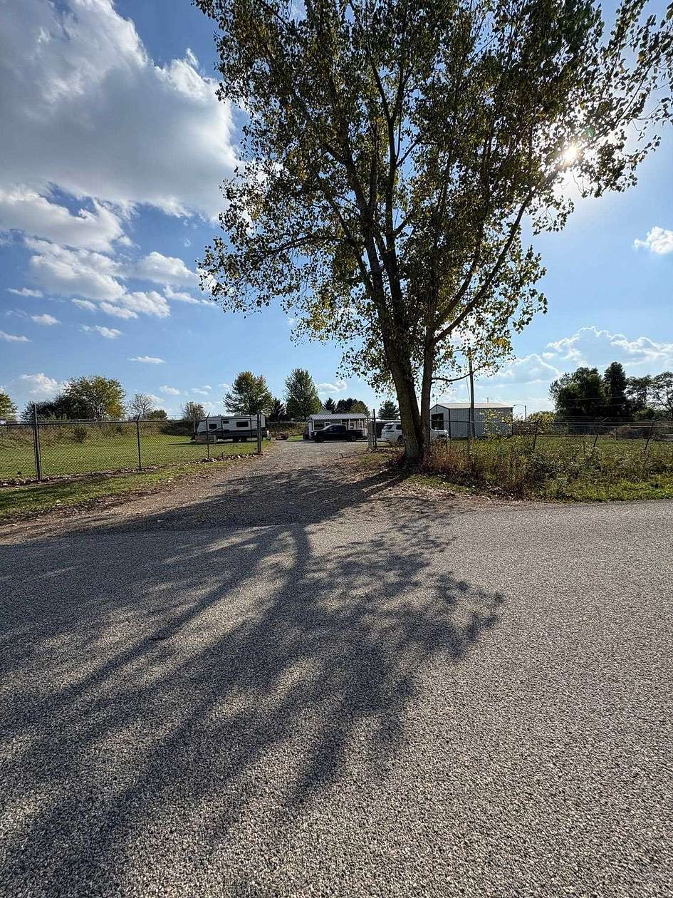 2 Acres of Residential Land for Sale in Hudson, Indiana