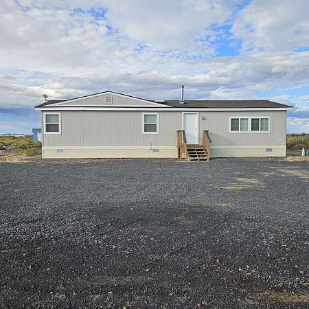 40 Acres of Land with Home for Sale in Christmas Valley, Oregon