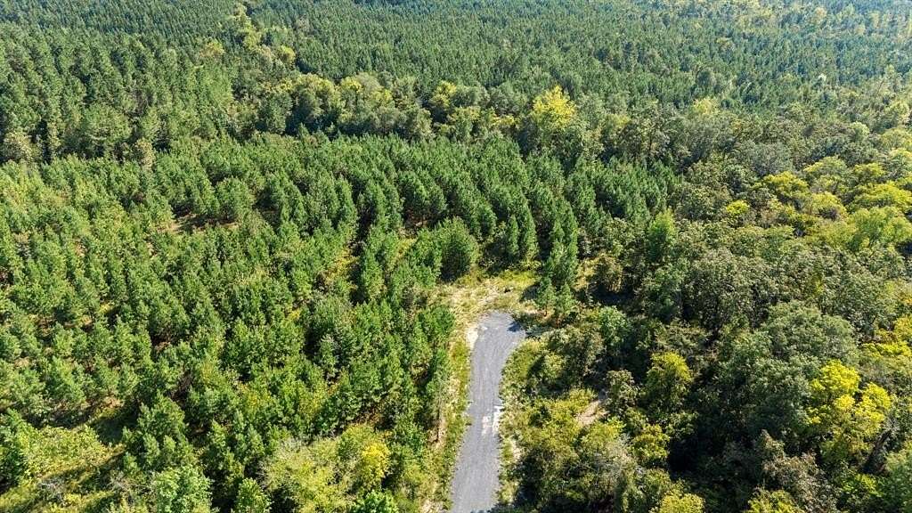 1.36 Acres of Residential Land for Sale in Broken Bow, Oklahoma