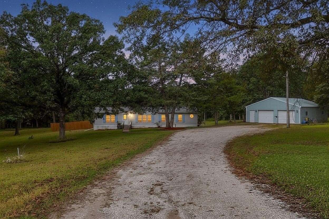 10 Acres of Residential Land with Home for Sale in Auxvasse, Missouri