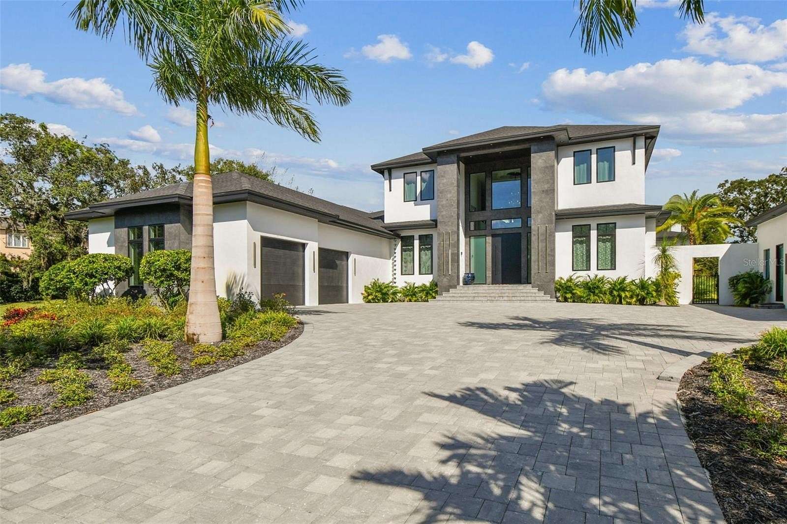 2.65 Acres of Residential Land with Home for Sale in Safety Harbor, Florida